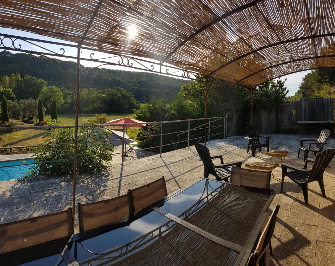 Moulin De Bonfilhon Bed & Breakfast Cornillon-Confoux Bagian luar foto