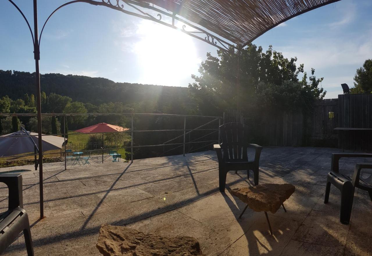 Moulin De Bonfilhon Bed & Breakfast Cornillon-Confoux Bagian luar foto