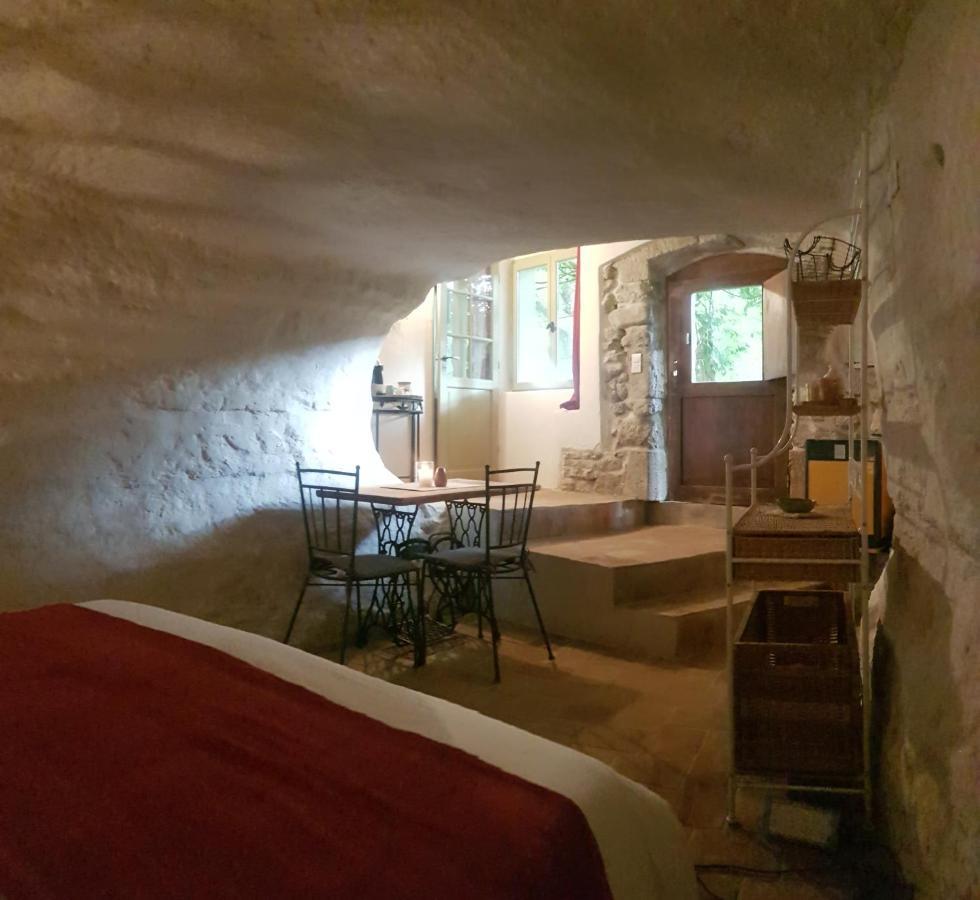 Moulin De Bonfilhon Bed & Breakfast Cornillon-Confoux Bagian luar foto