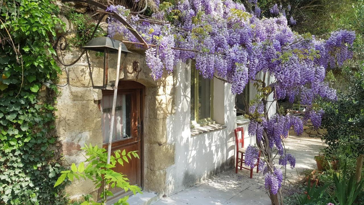 Moulin De Bonfilhon Bed & Breakfast Cornillon-Confoux Bagian luar foto