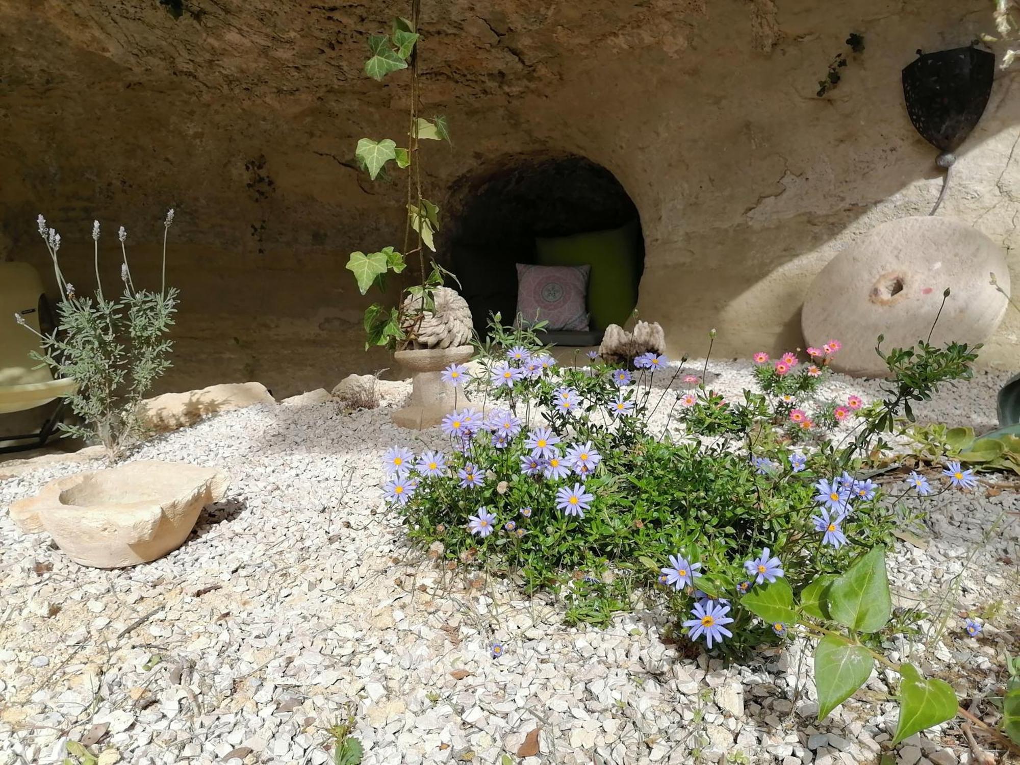 Moulin De Bonfilhon Bed & Breakfast Cornillon-Confoux Bagian luar foto