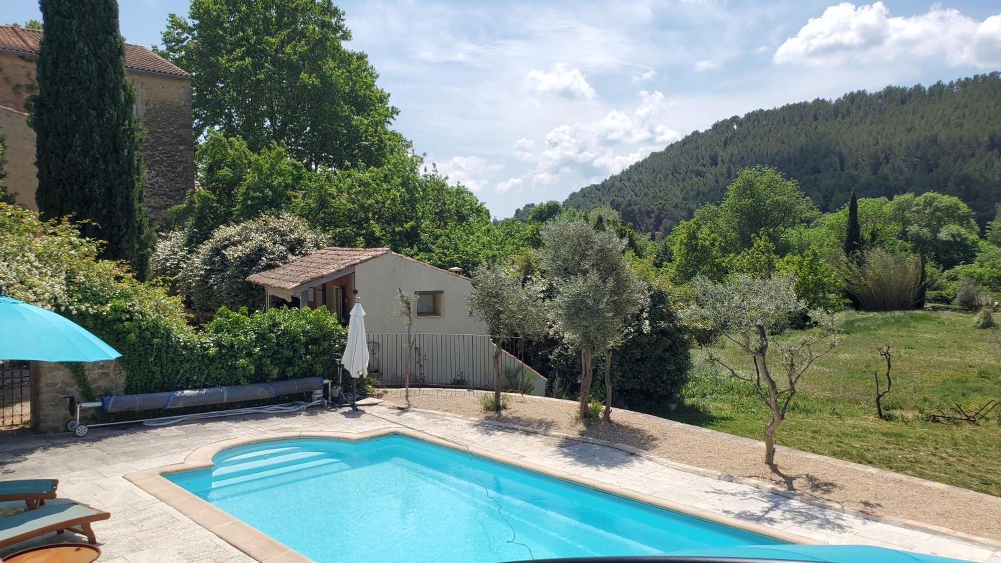Moulin De Bonfilhon Bed & Breakfast Cornillon-Confoux Bagian luar foto